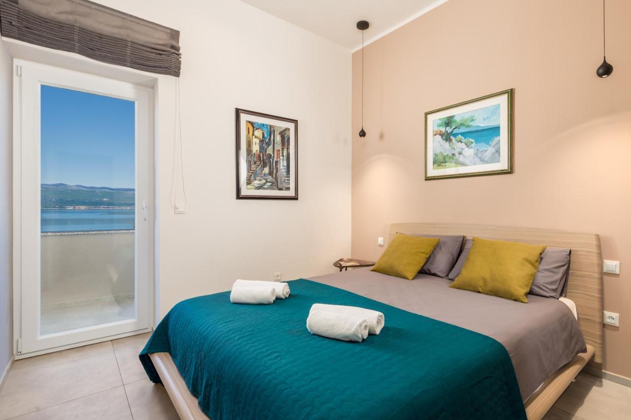 Apartmani Heni Vrbnik Bagian luar foto