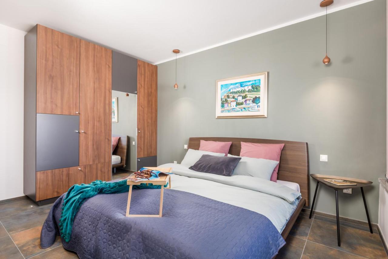 Apartmani Heni Vrbnik Bagian luar foto